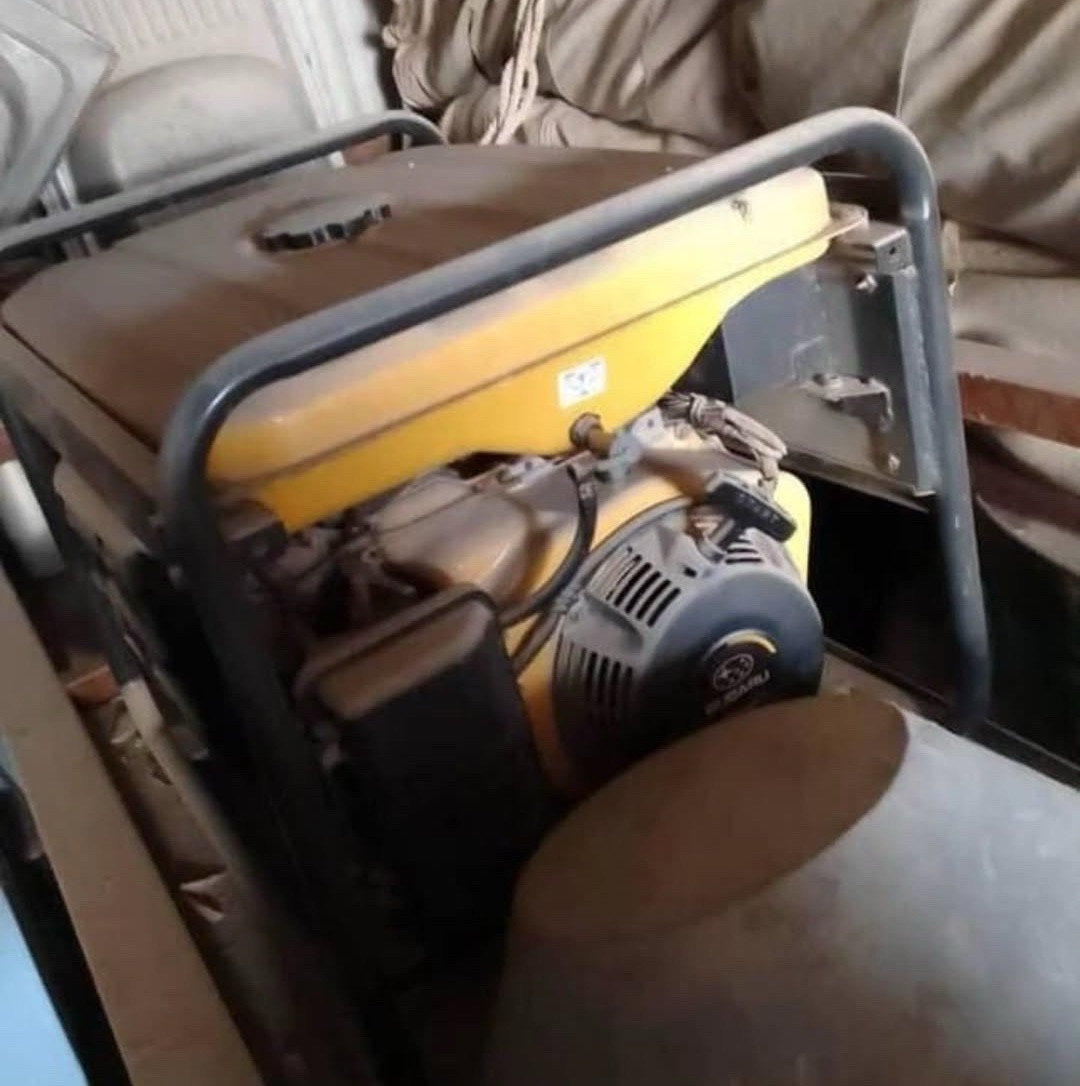 للبيع مولد كهربائي روبن Subaru RGV7500