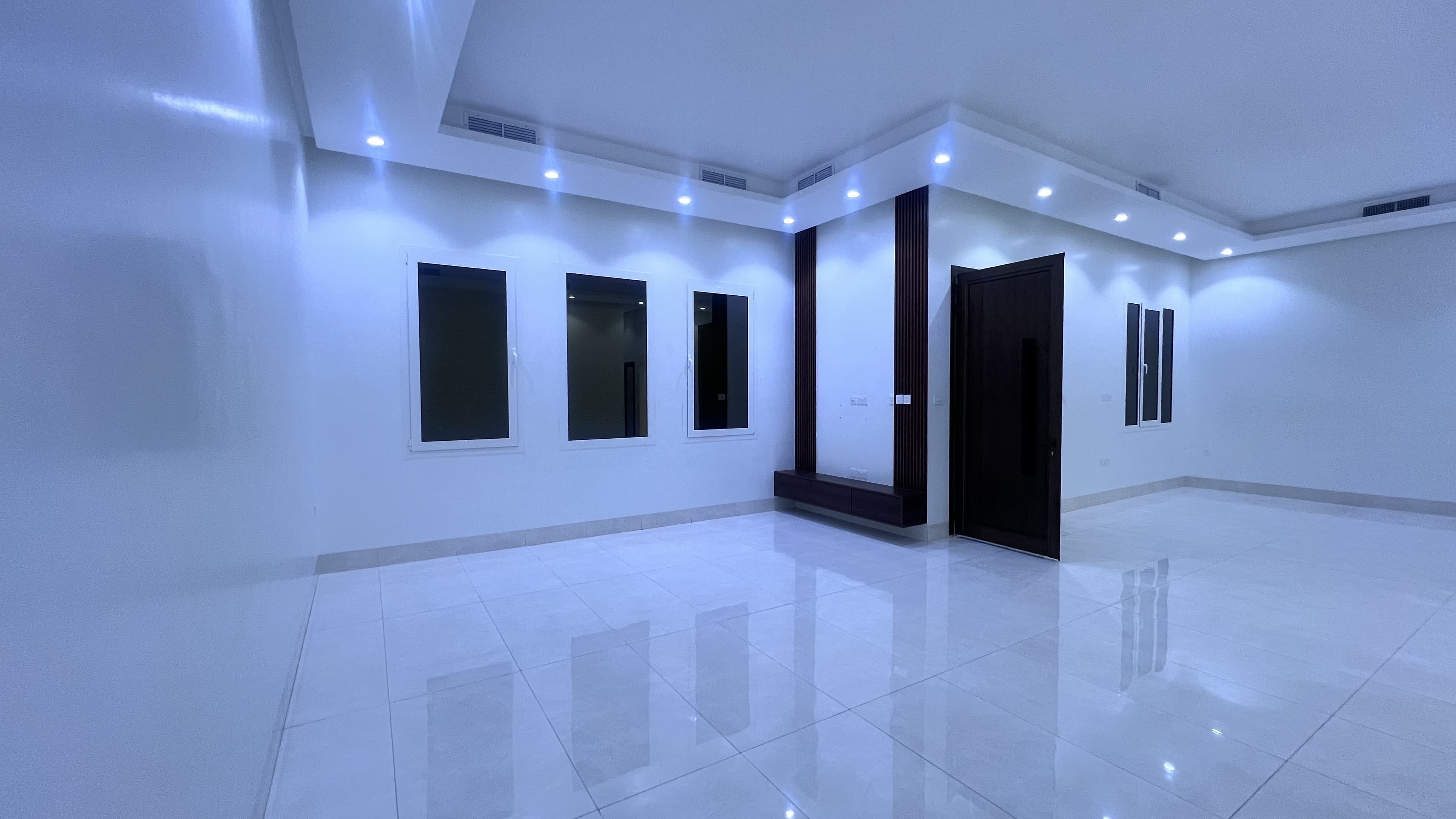 للايجـار دور ارضي جنوب عبدالله مبارك thumbnail 5