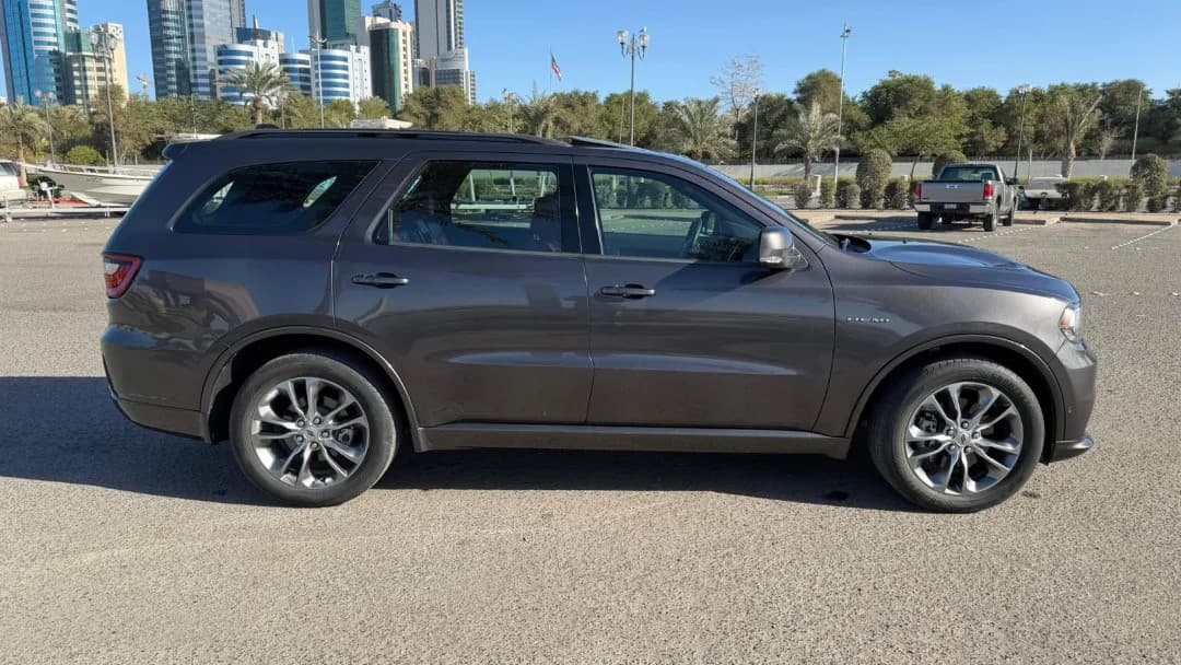 للبيع DODGE DURANGO R/T أصلي مواصفات SRT موديل 2020 thumbnail 4