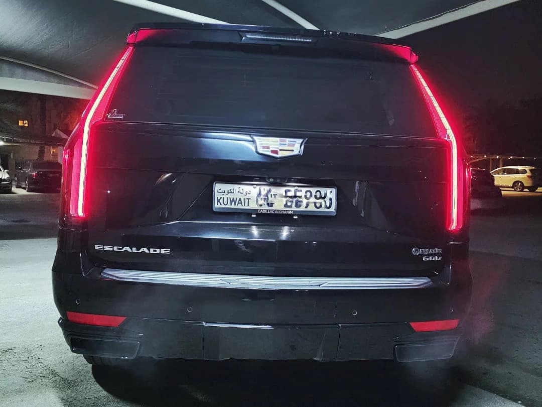 للبيع اسكاليد موديل 2021 أعلى فئة thumbnail 4