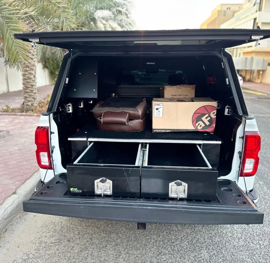 للبيع وانيت سلفرادو هاي كنتري موديل 2017 أعلى فئة وارد قطر thumbnail 5